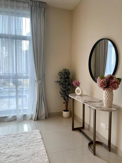 Apartmán Lux 1Br 2 Min To Burj Khalifa Dubaj Exteriér fotografie
